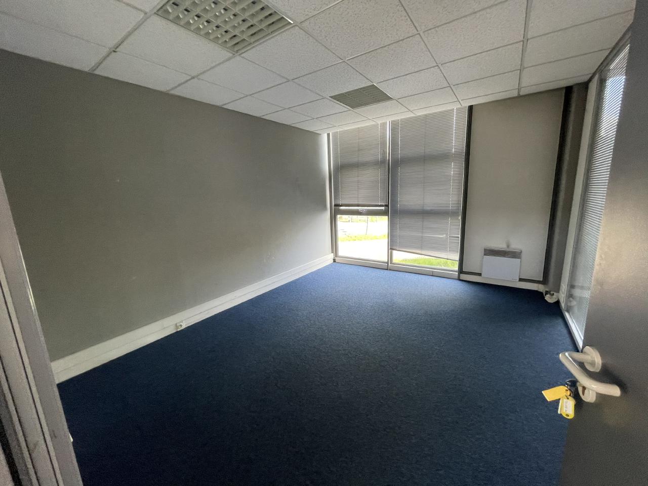 Local d'activité Sucy-en-Brie 369m² Location local d'activité Sucy-en-Brie Val-de-Marne OLACT2422631 7